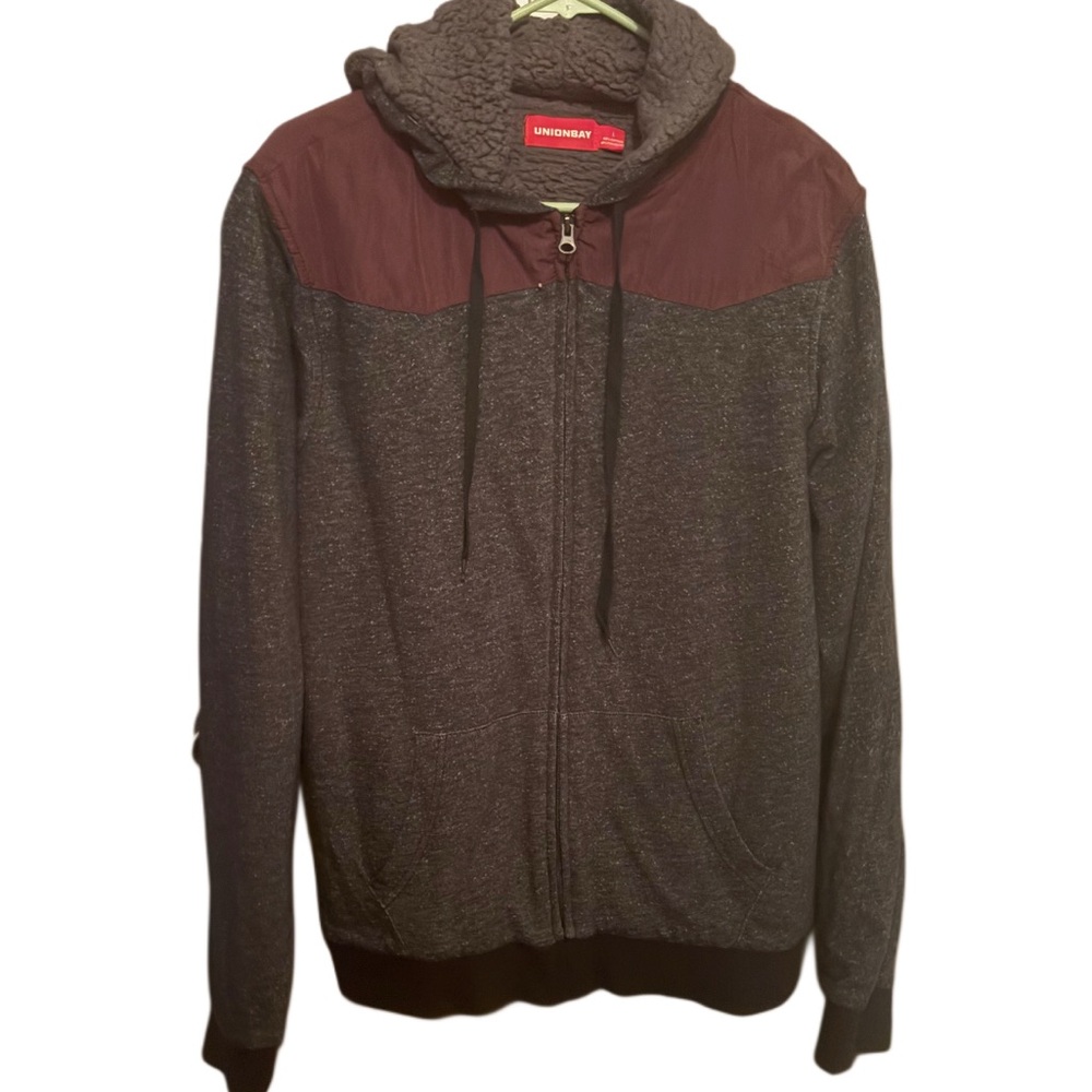 UNIONBAY Men's Charcoal and Burgundy Zip-Up Sweater